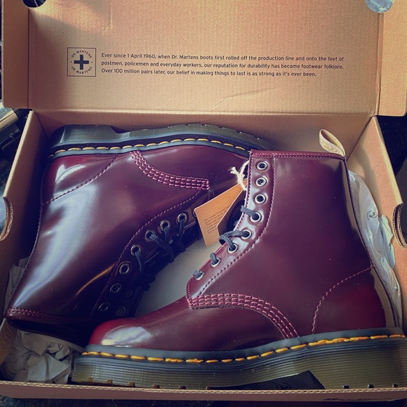 vegan dr martens size 6
